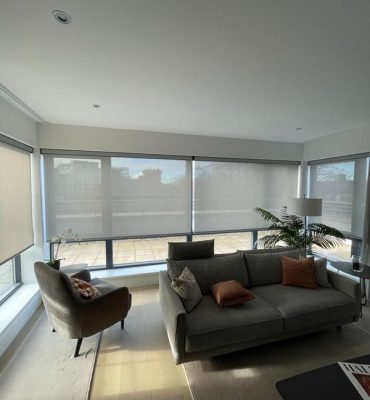 Sunscreen Roman Blinds
